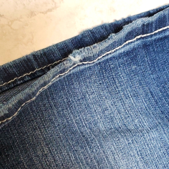 💙 MISS ME BOOT JEANS 💙 - Picture 6 of 11